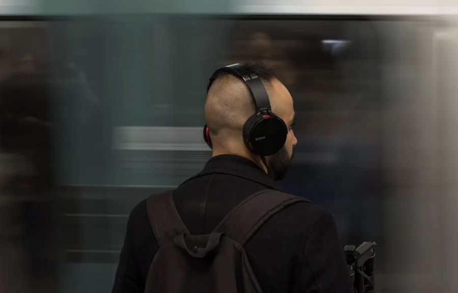 Keamanan Tanpa Suara: Manfaat Bel Pintu Video bagi Teman Tuli